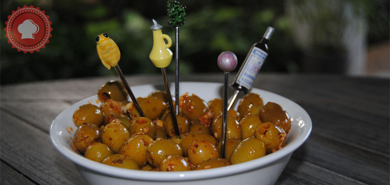 Olives vertes marinées à la harissa